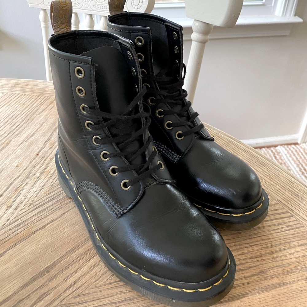 Dr Martens Lace Up 8 Eye Boot